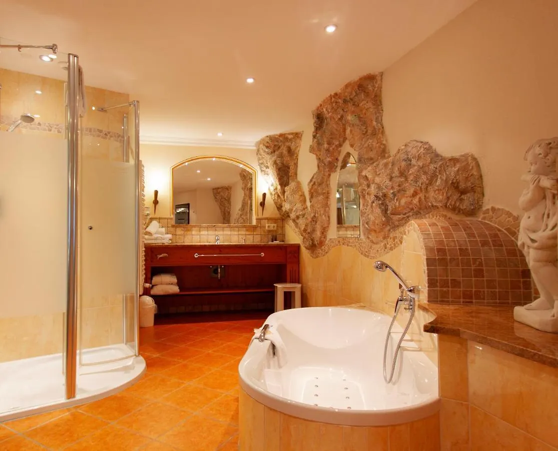 Kristall- & Vitalhotel Bergknappenhof Bodenmais Germany