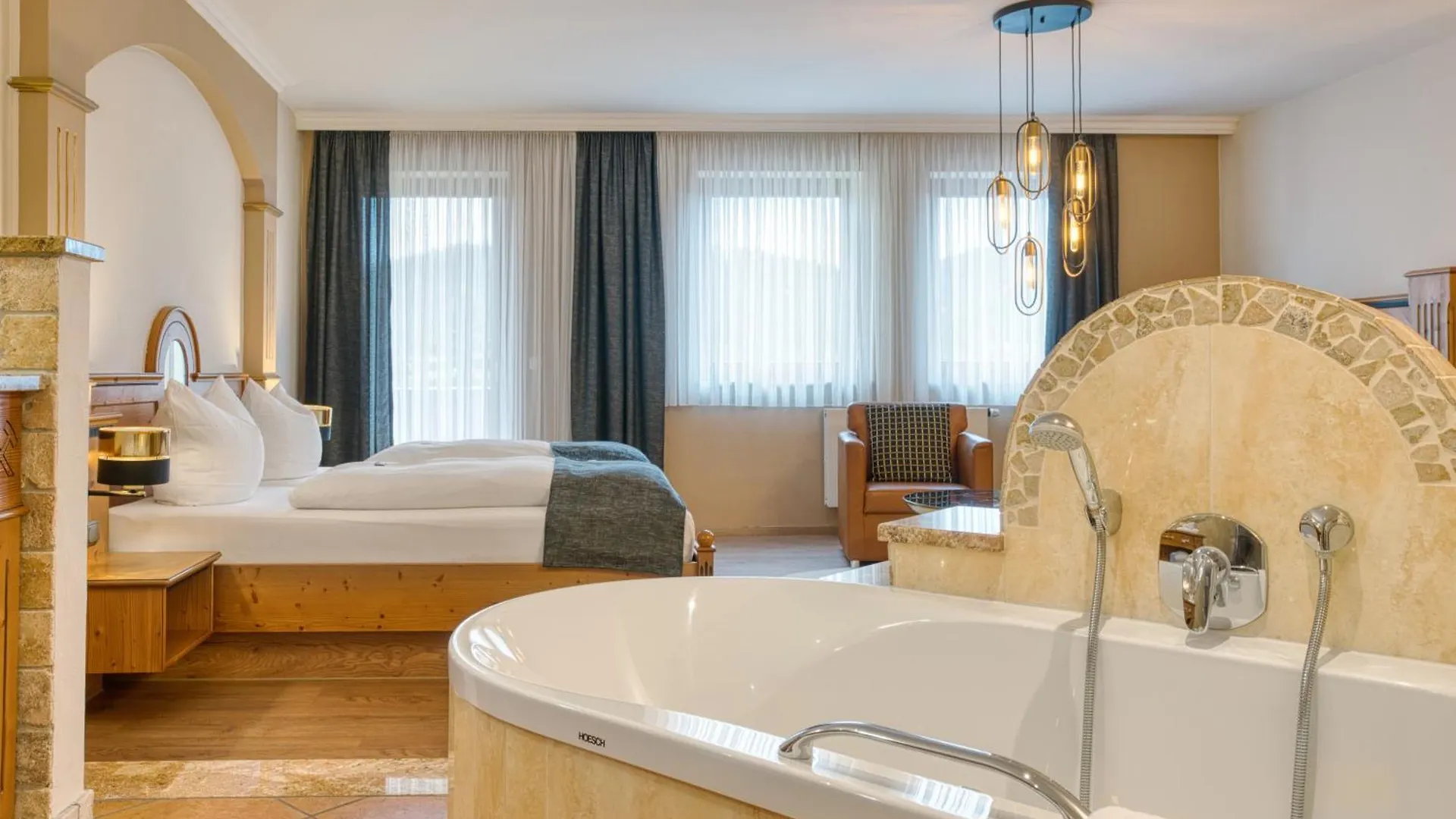 Kristall- & Vitalhotel Bergknappenhof Bodenmais 4*,  Germany